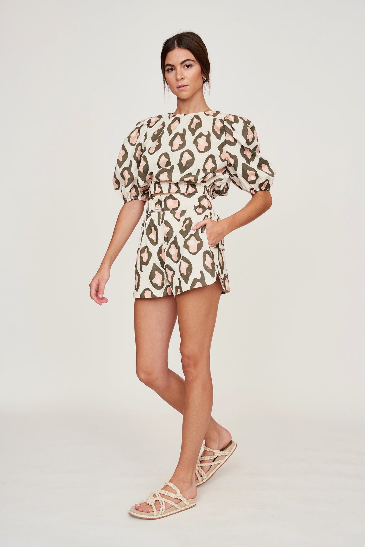 Track Shorts in Oyster Print