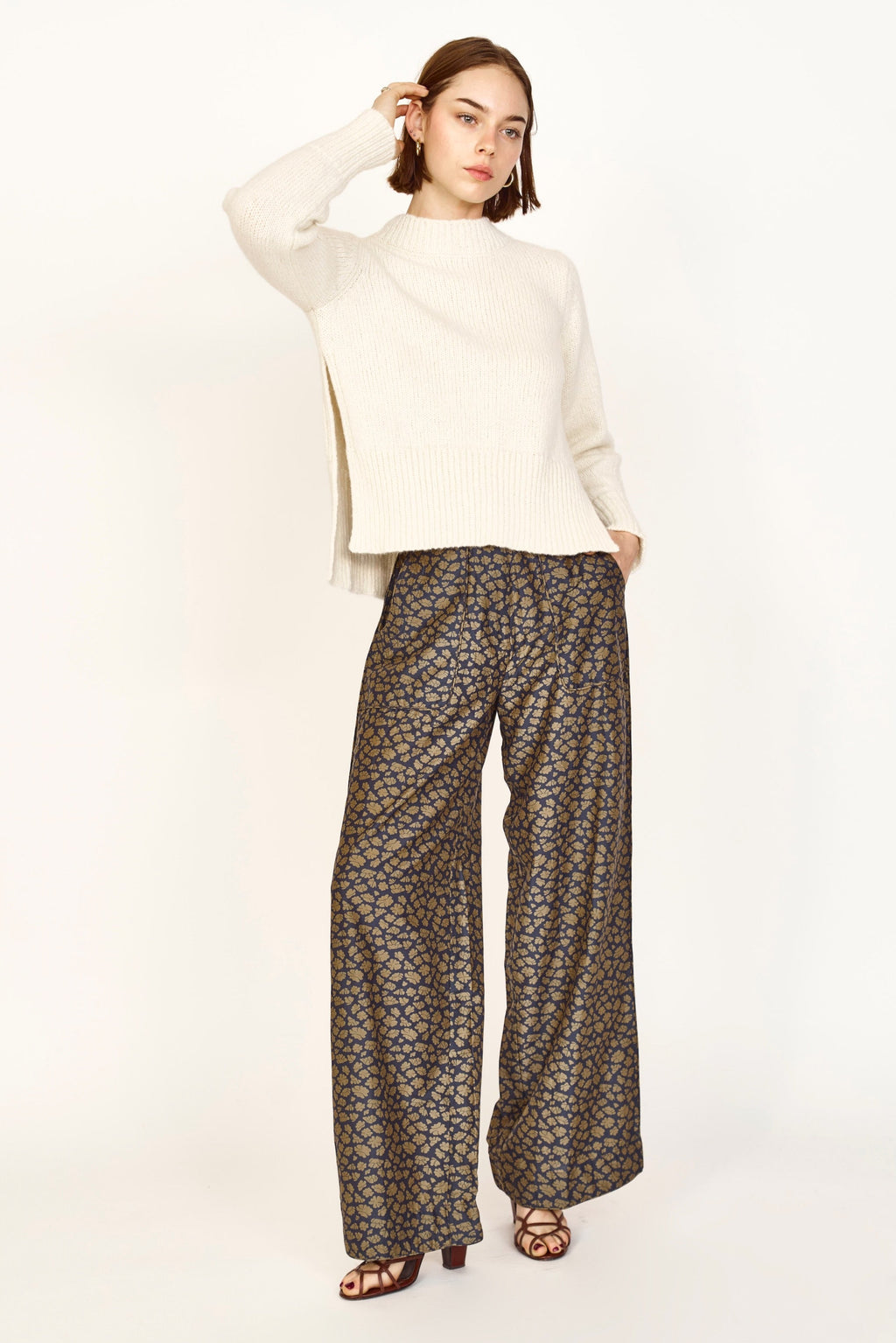 Pant in Navy Lilypad