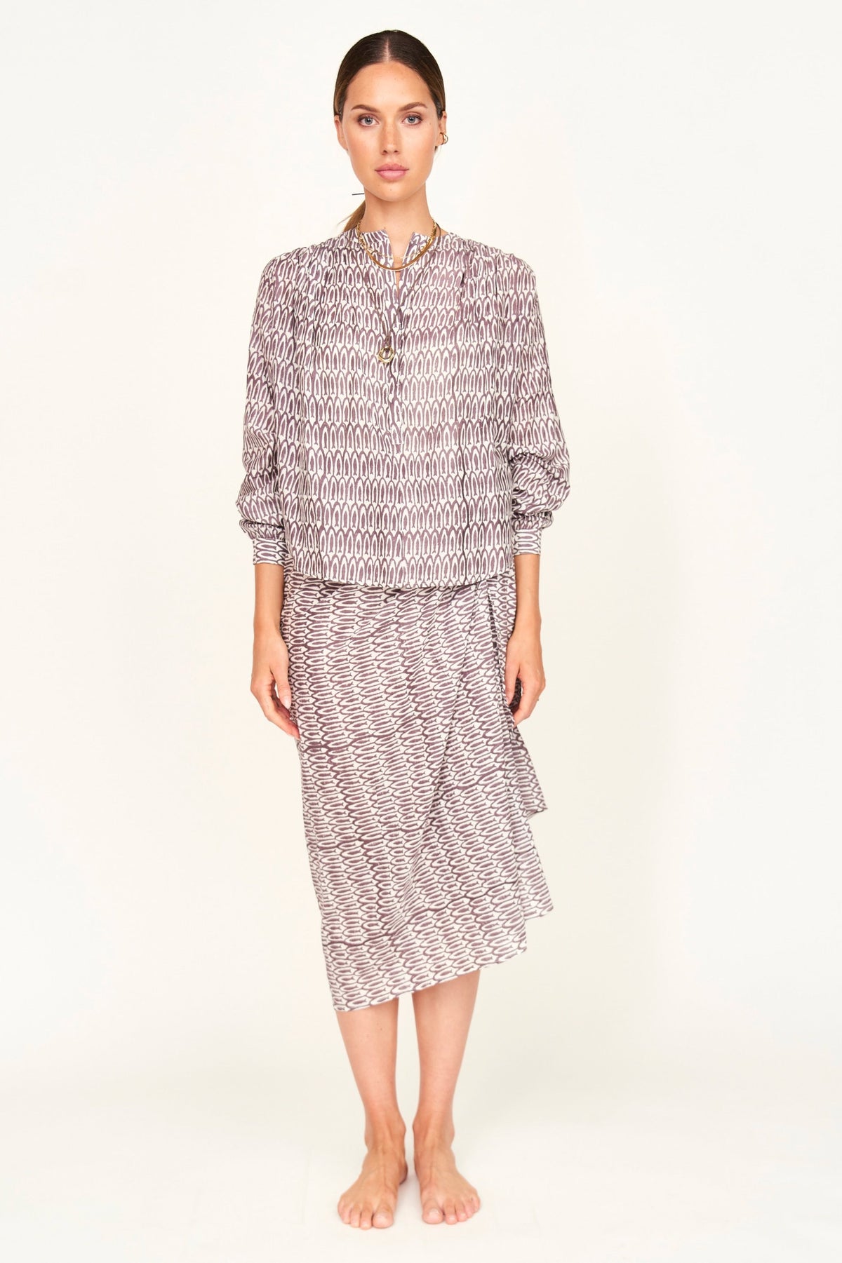 Light & airy long sleeved blouse