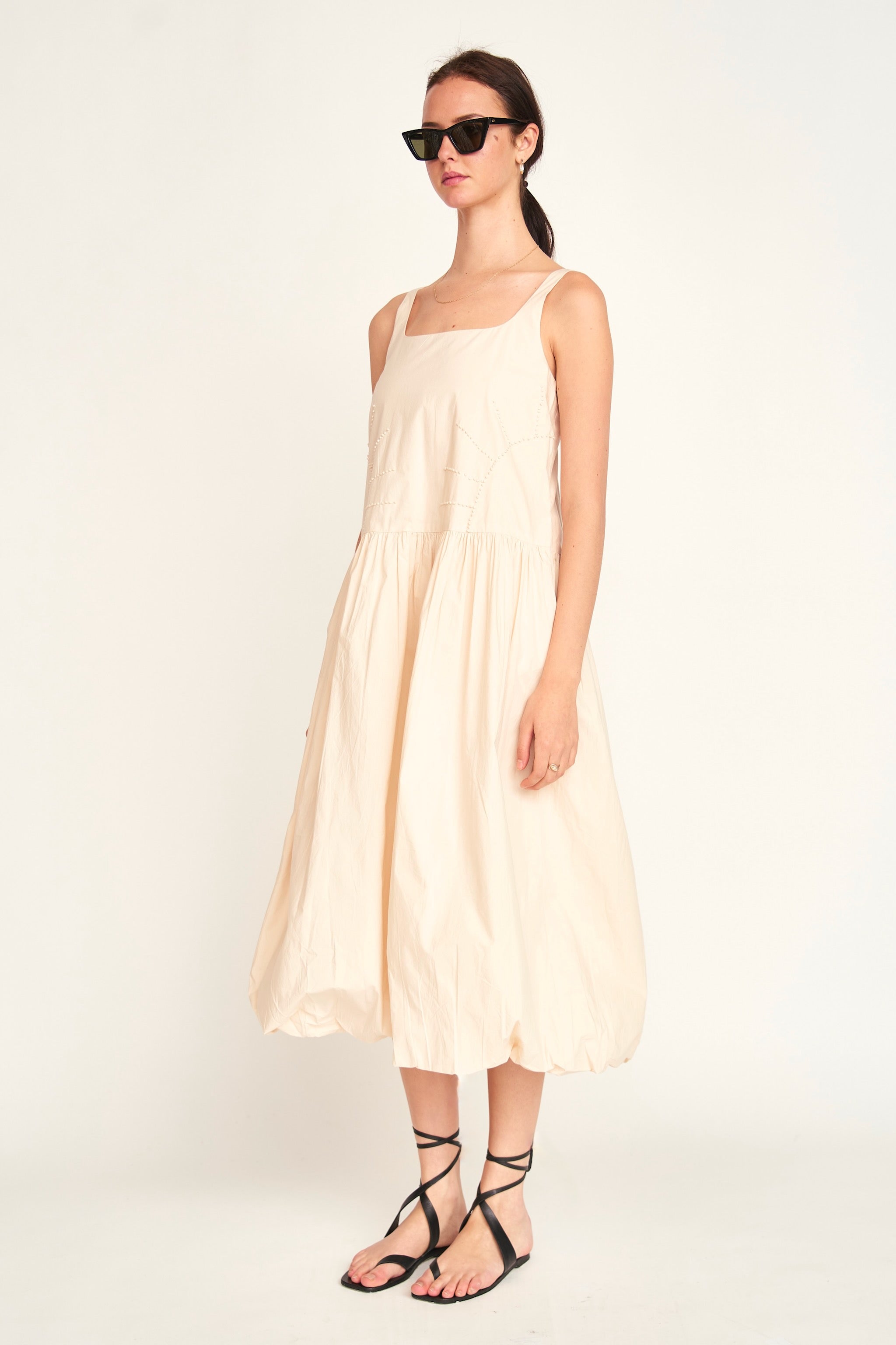 Bubble hem Dress in Parchment
