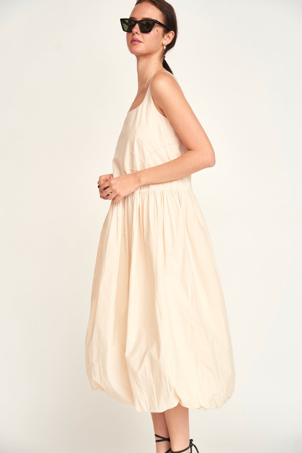 Bubble hem Dress in Parchment