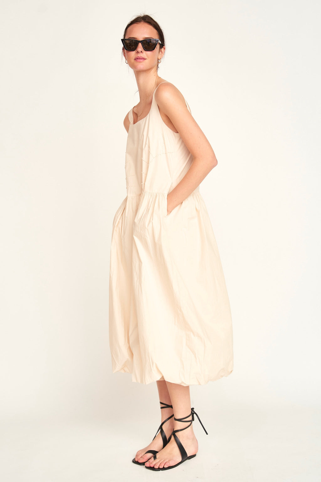 Bubble hem Dress in Parchment