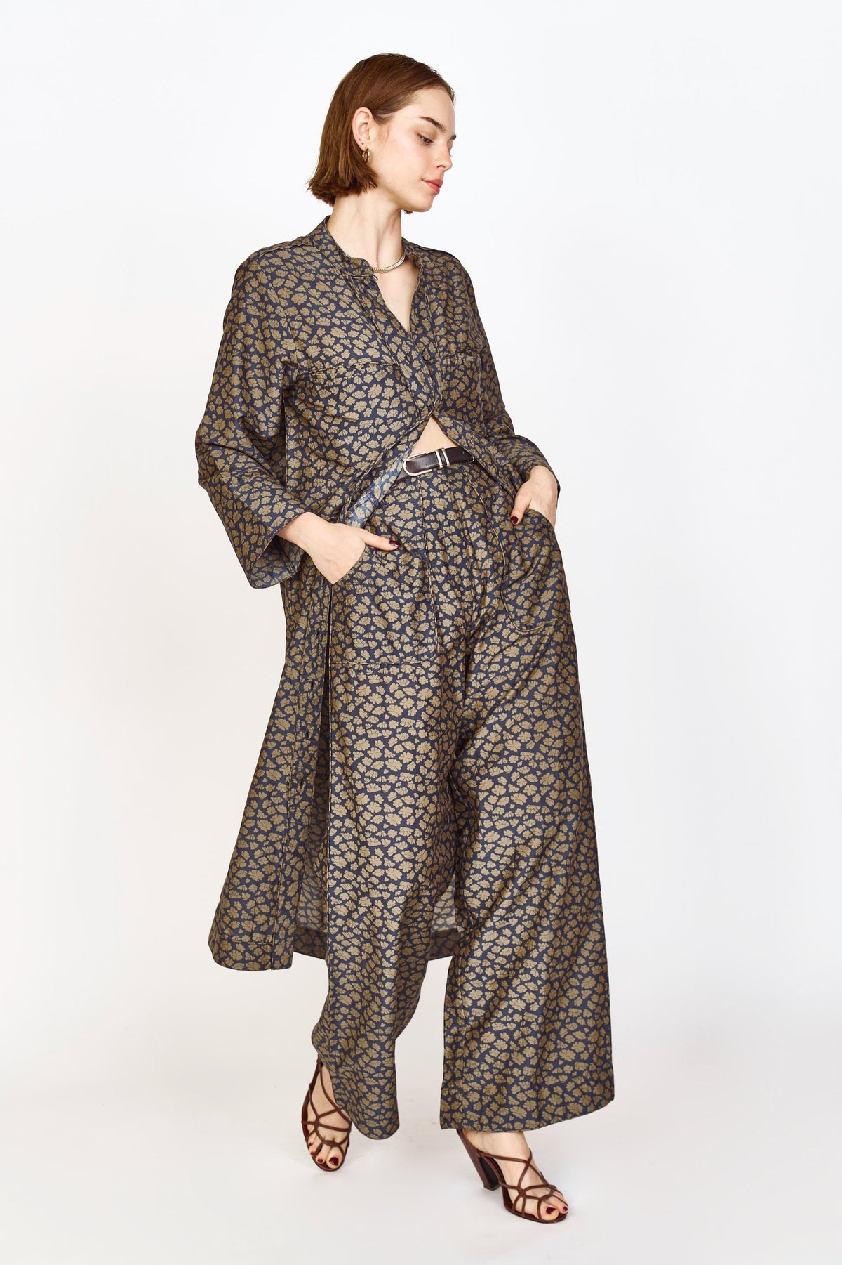 Pant in Navy Lilypad