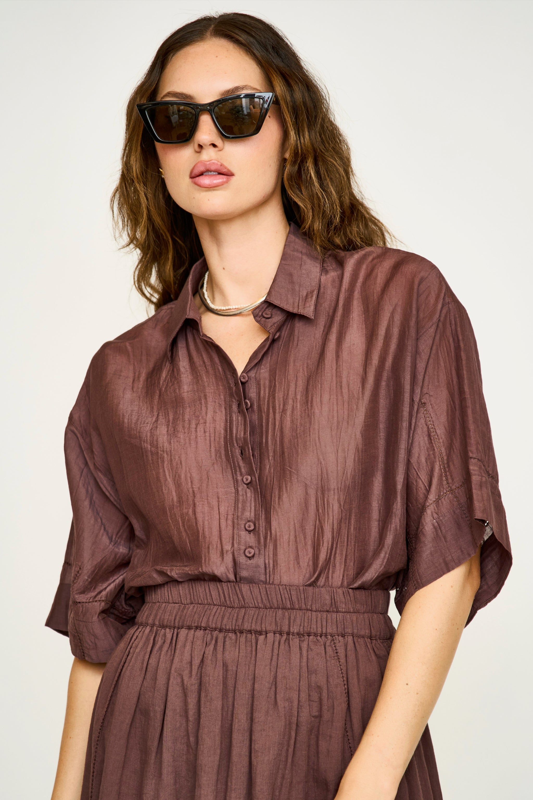 Lightweight short sleeve collared cotton shirt