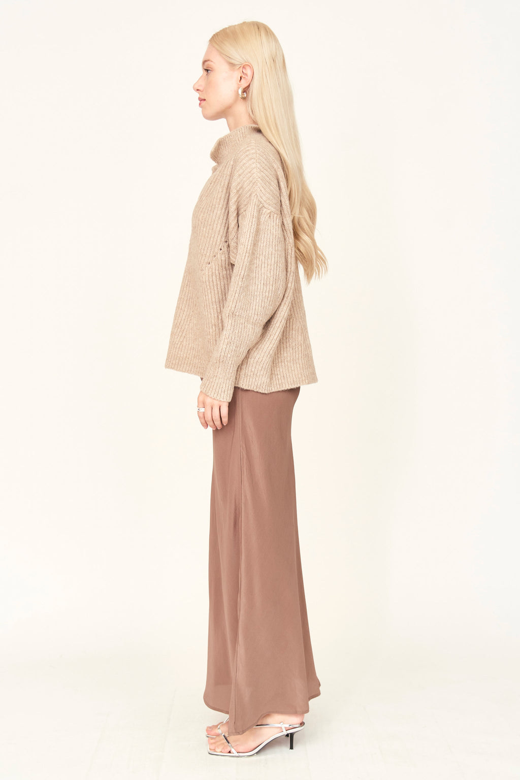 Skirt in Taupe