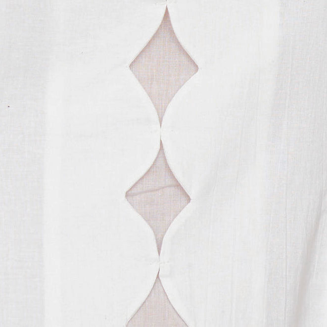 Short Dress in White A line silhouette