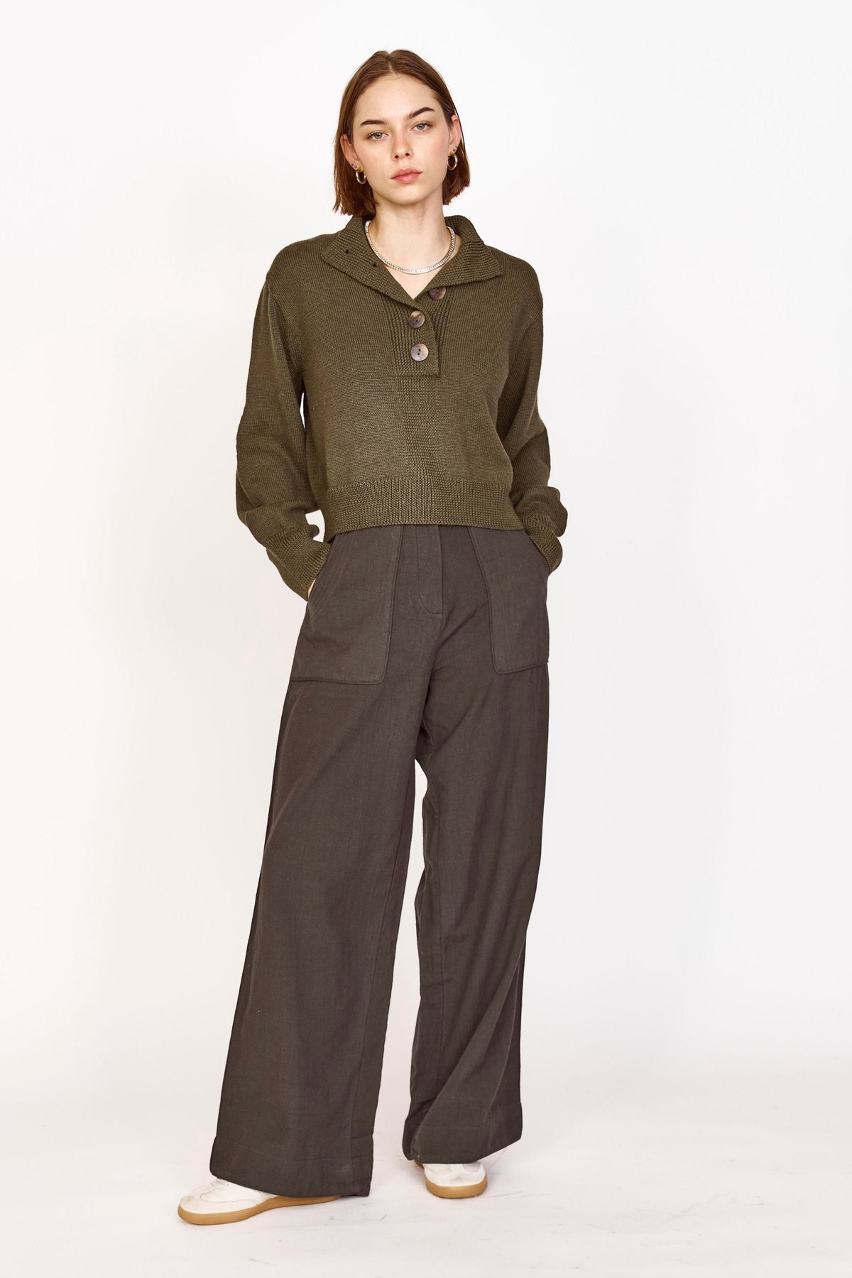 Pant in Black Olive