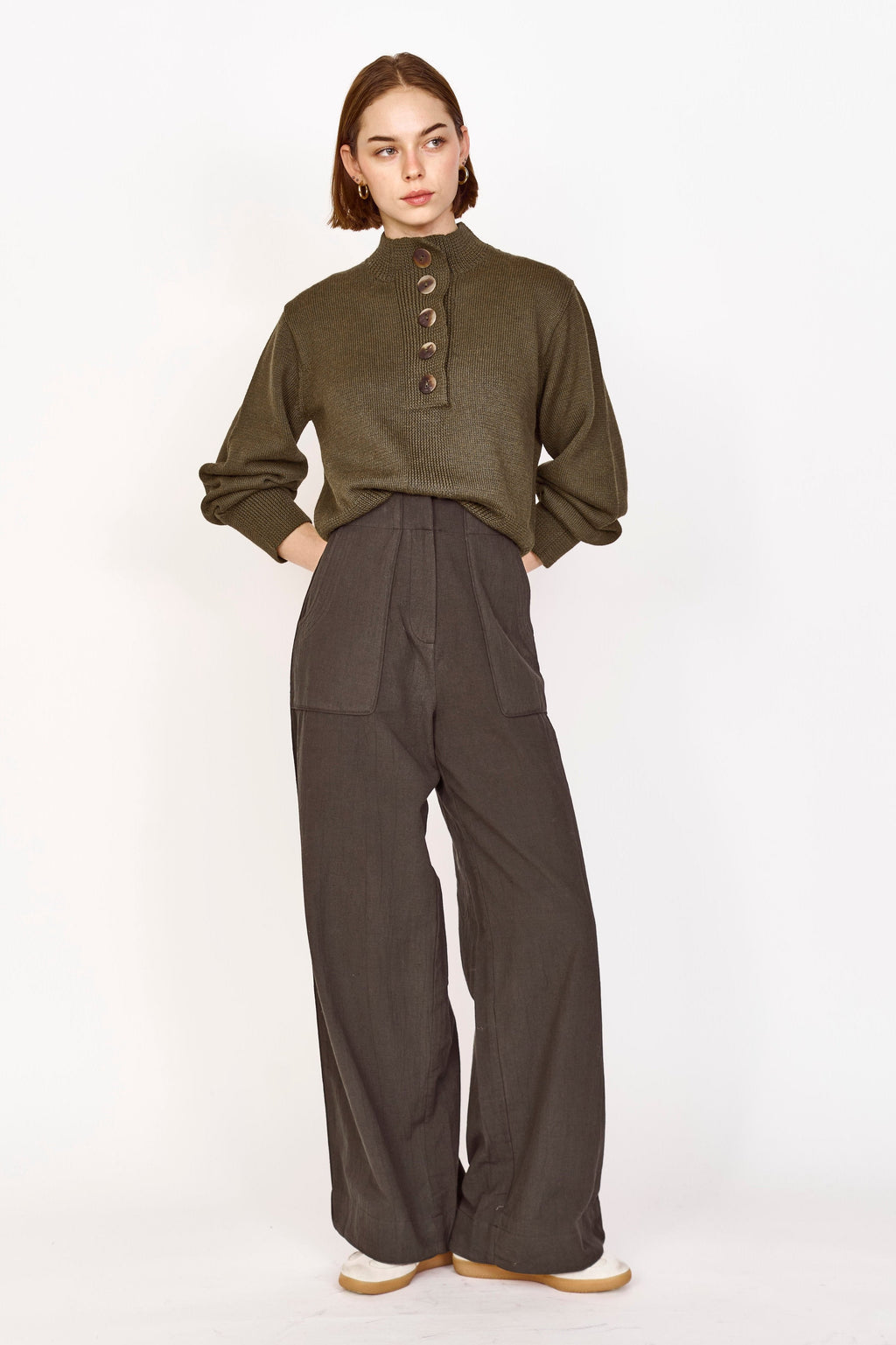 Pant in Black Olive