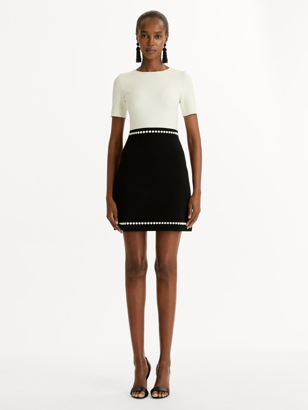 Cream Black Short Sleeve Sheath Gown