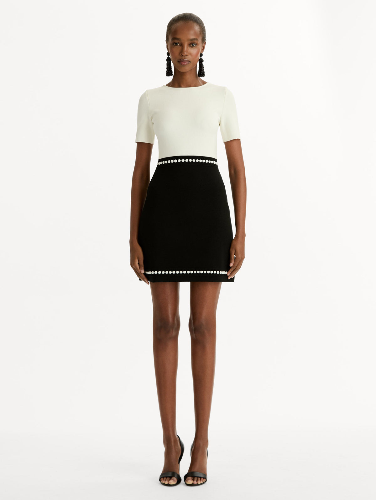 Cream Black Short Sleeve Sheath Gown