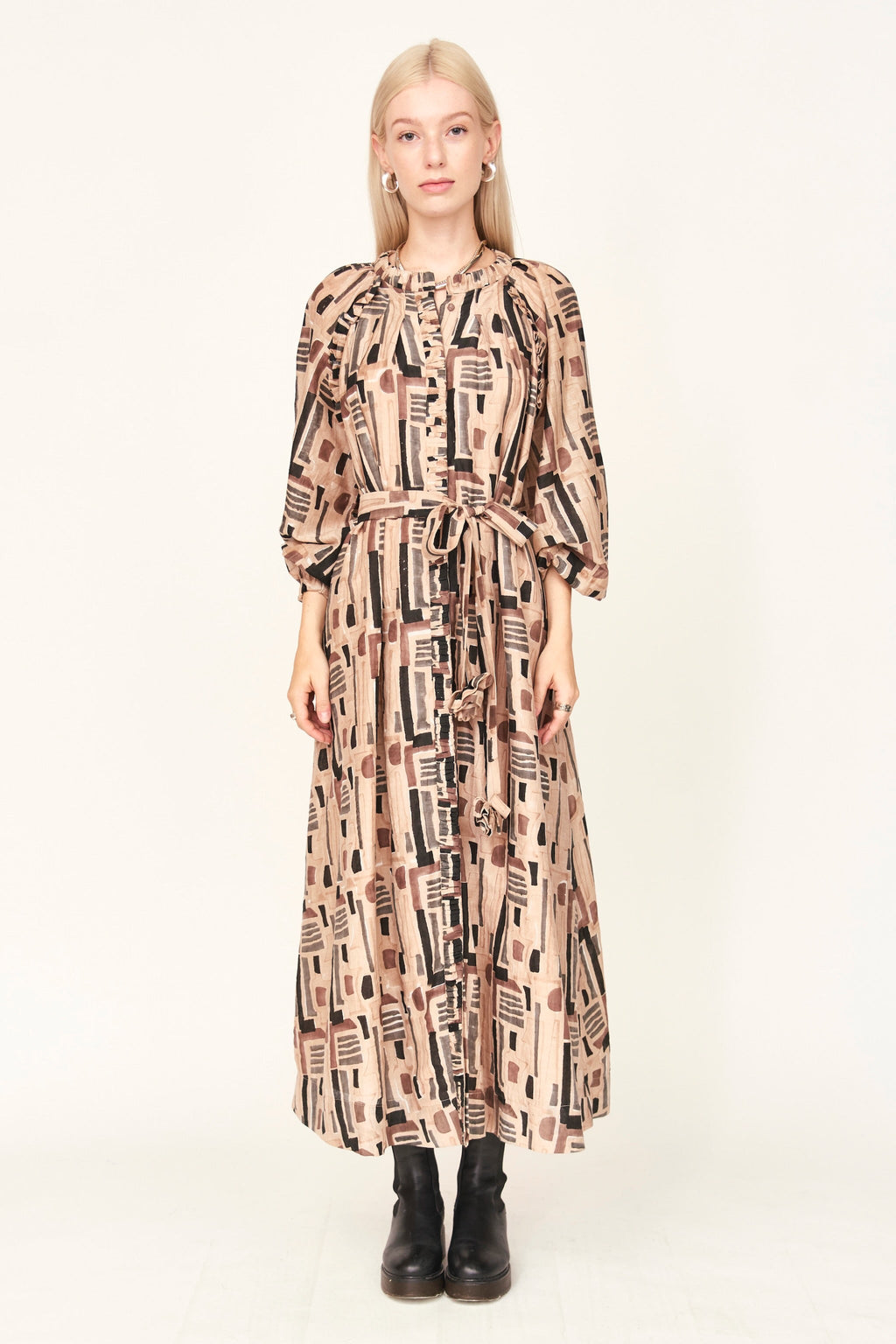 Elastic cuff Sand Labyrinth Dress
