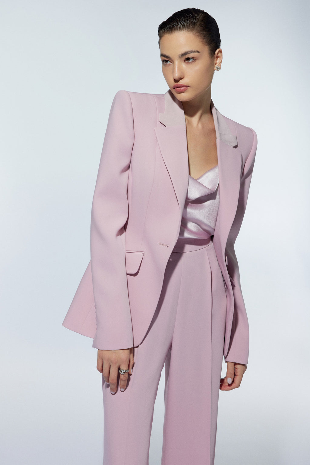 Thin shoulder silk vest