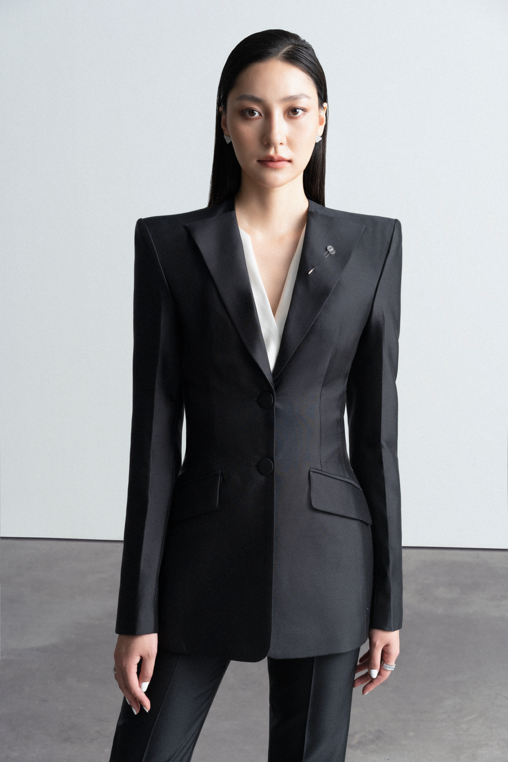 Flat neck fashion Horn shaped jacket