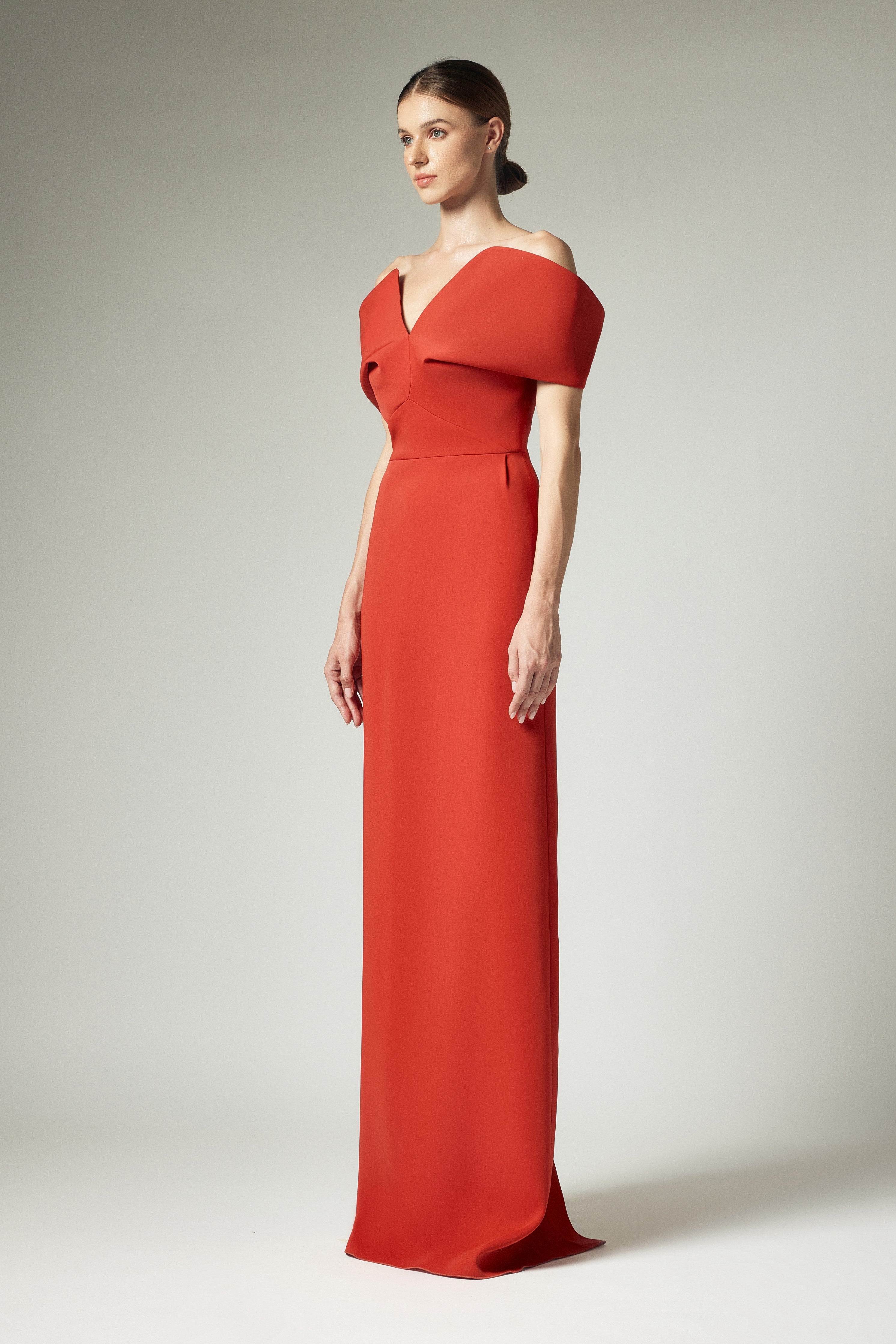 V-neck one shoulder dress