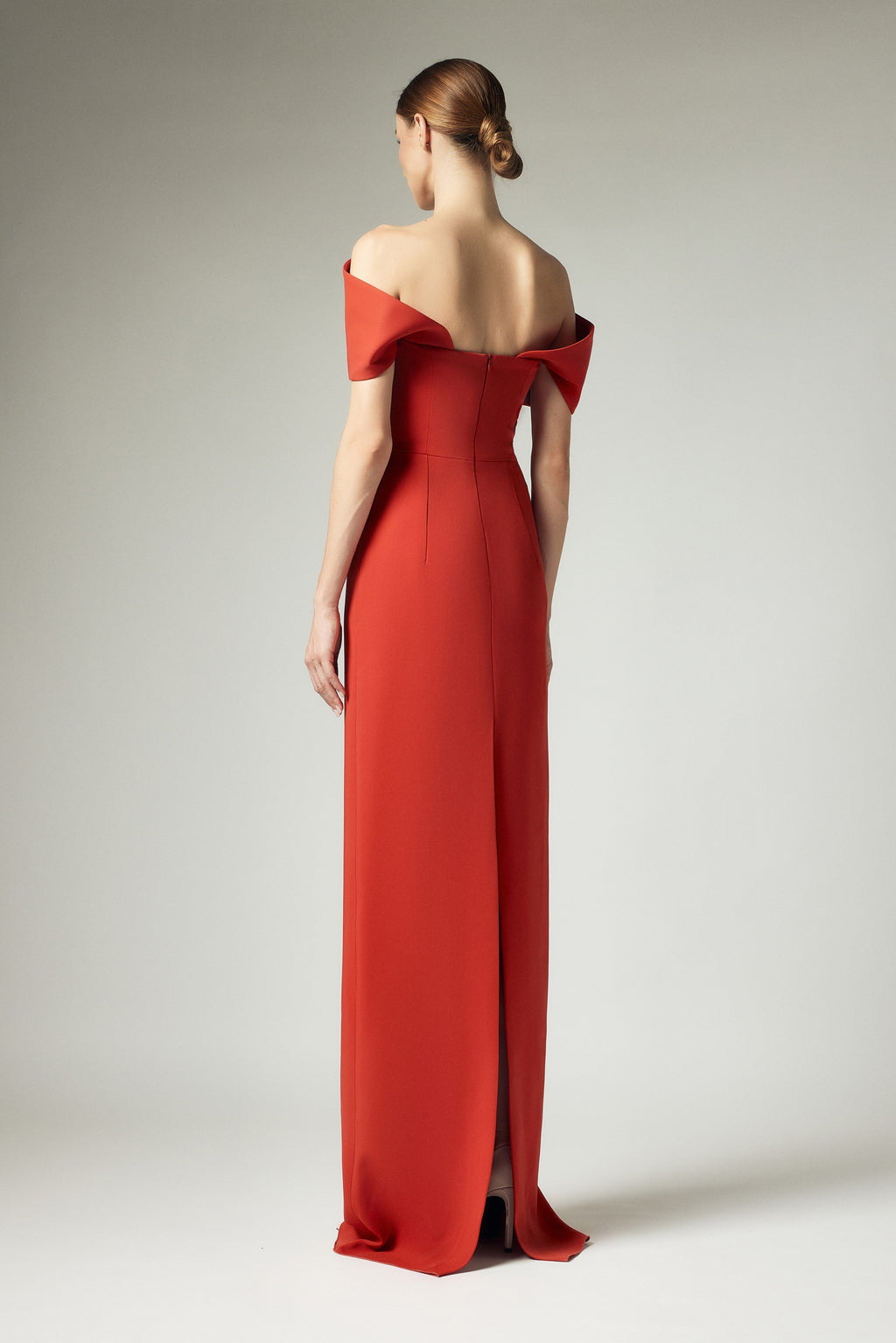 V-neck one shoulder dress