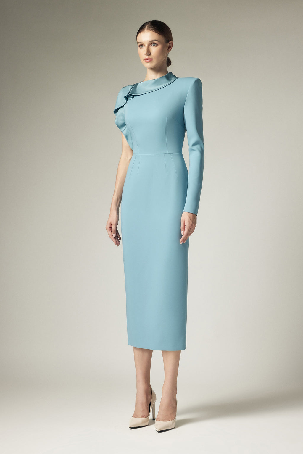 Slanted shoulder lotus leaf edge dress