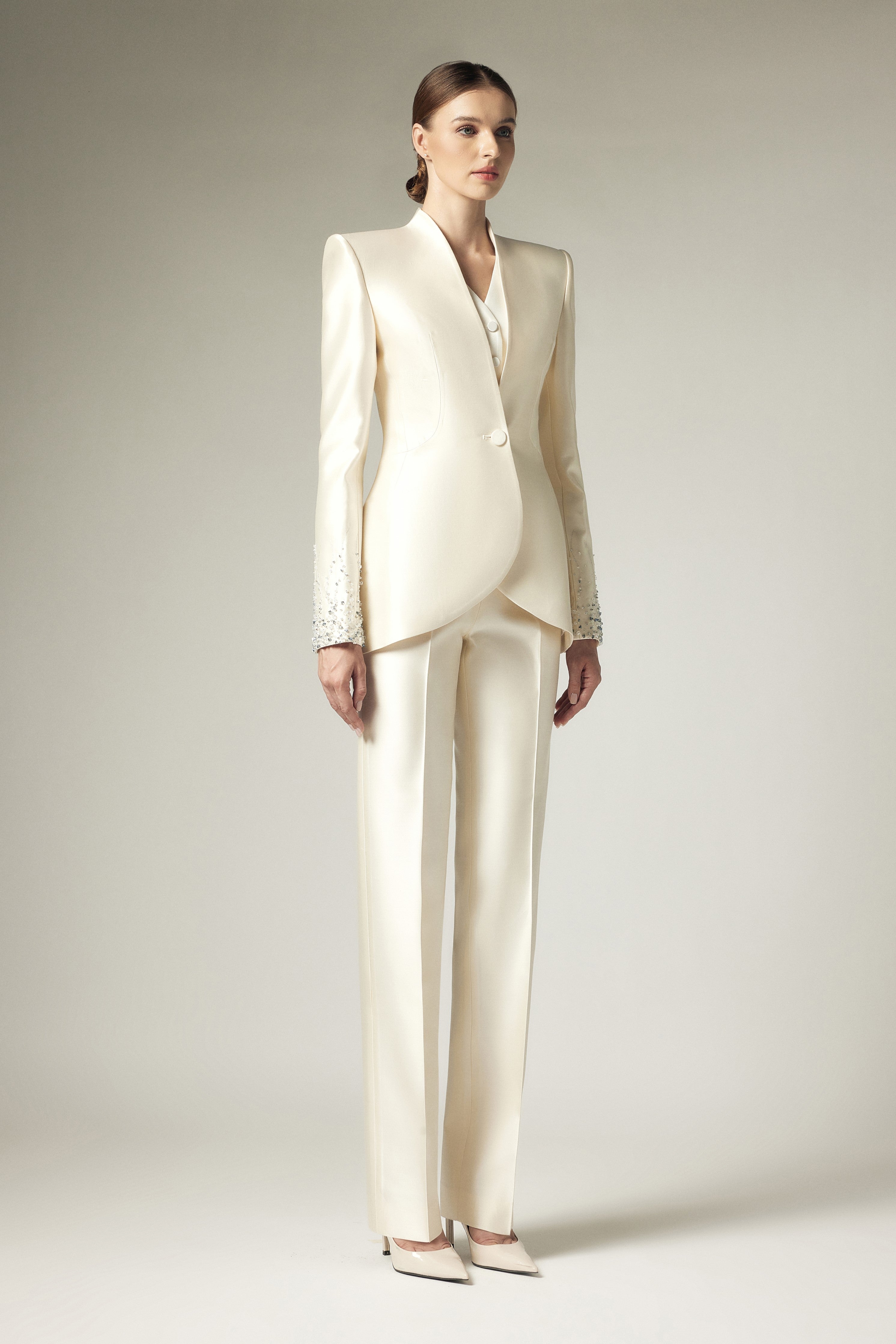 Horn shaped lapel Jacket