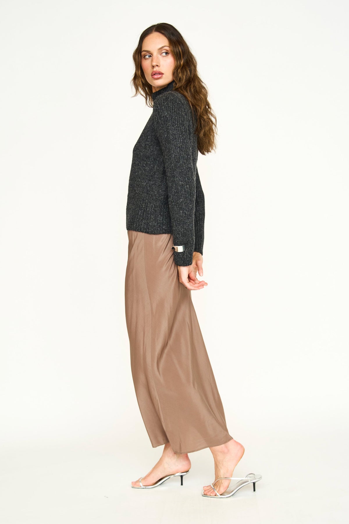 Pullover in Charcoal