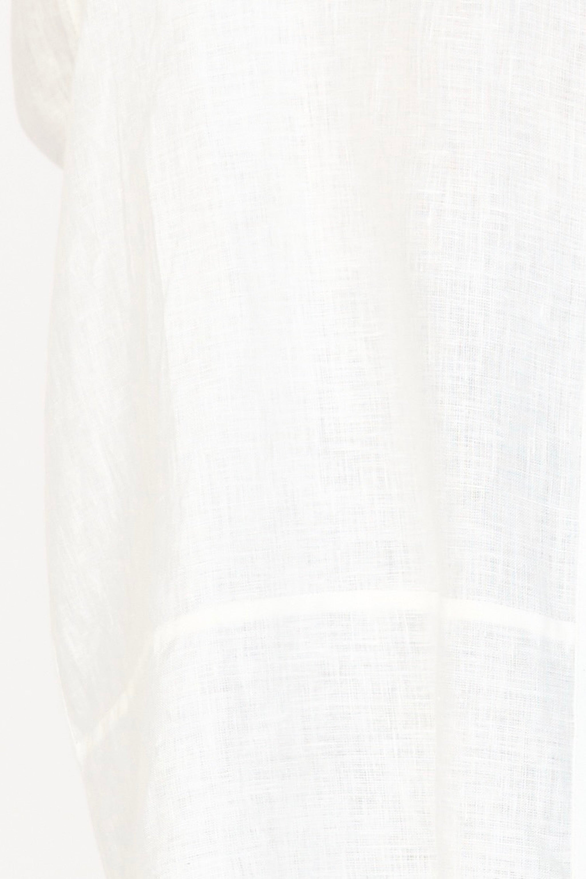 Blouse in White Linen